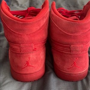 Jordan 1 red suede 2017